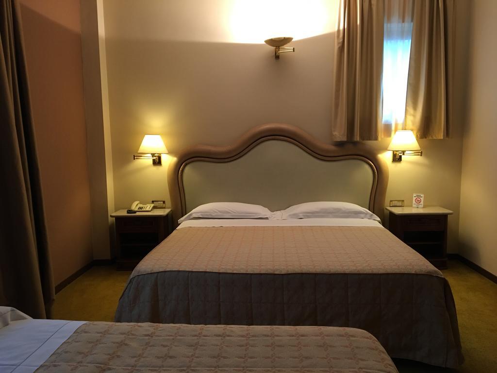 Guglielmotel Brembate Ngoại thất bức ảnh
