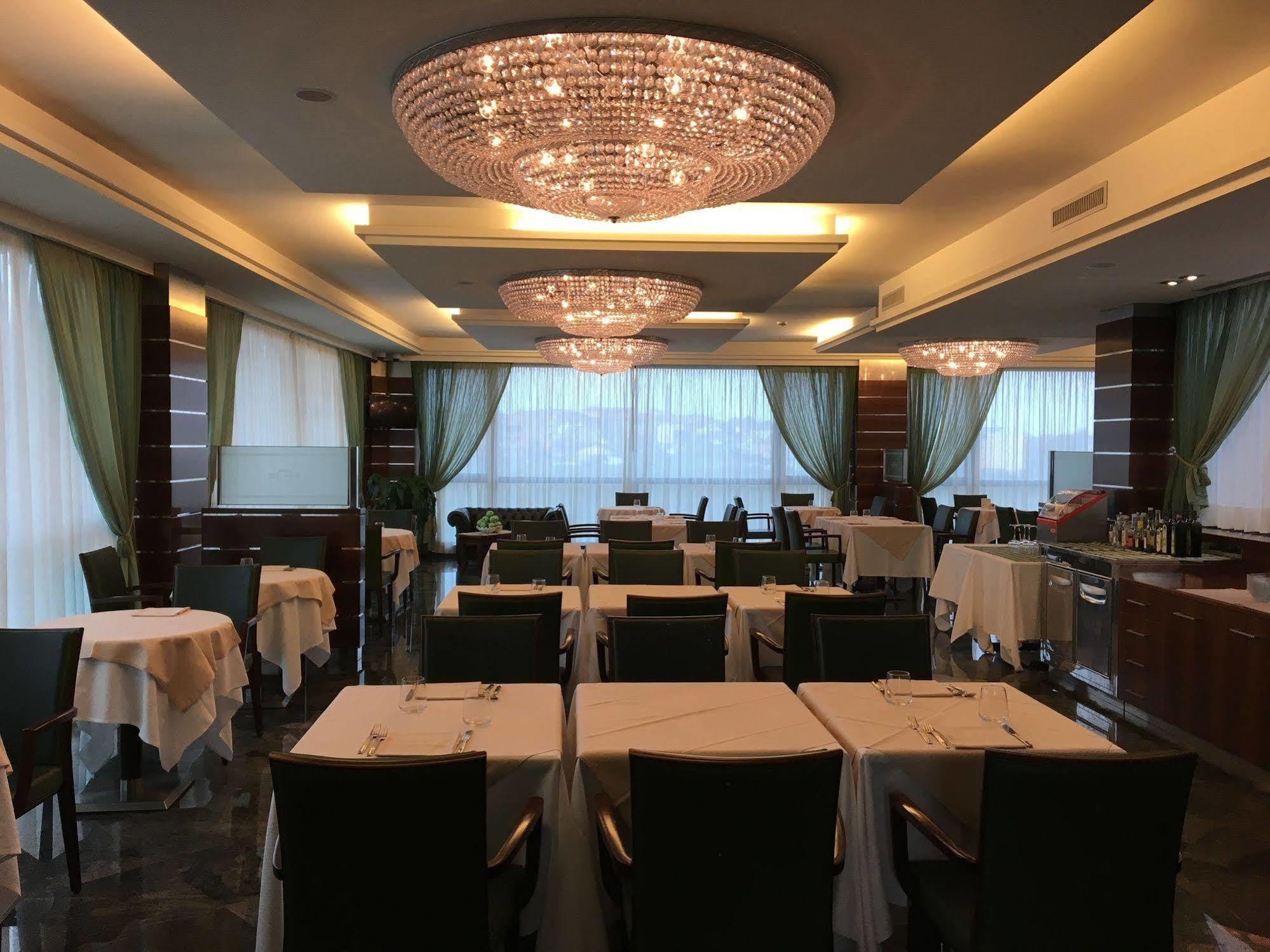 Guglielmotel Brembate Ngoại thất bức ảnh